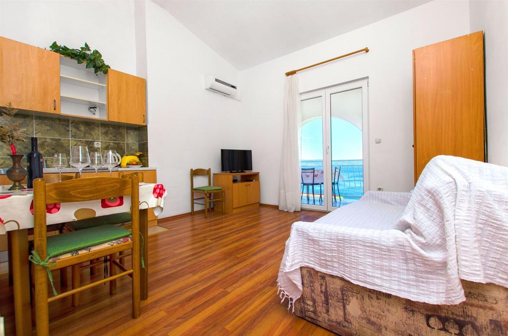 Apartments Tomislav מראה חיצוני תמונה